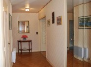 Purchase sale three-room apartment Etrechy