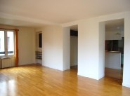 Purchase sale three-room apartment Morigny Champigny