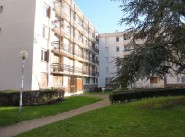 Purchase sale three-room apartment Saint Ouen L Aumone